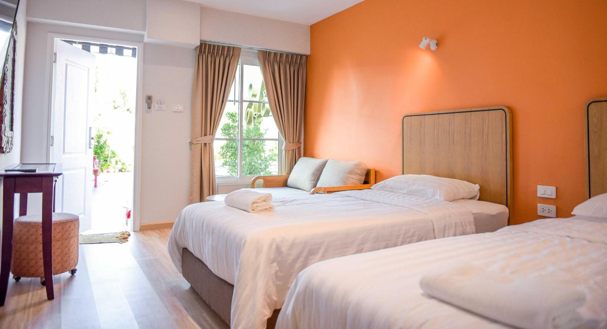 Seaman Resort Haad Chao Samran Extérieur photo