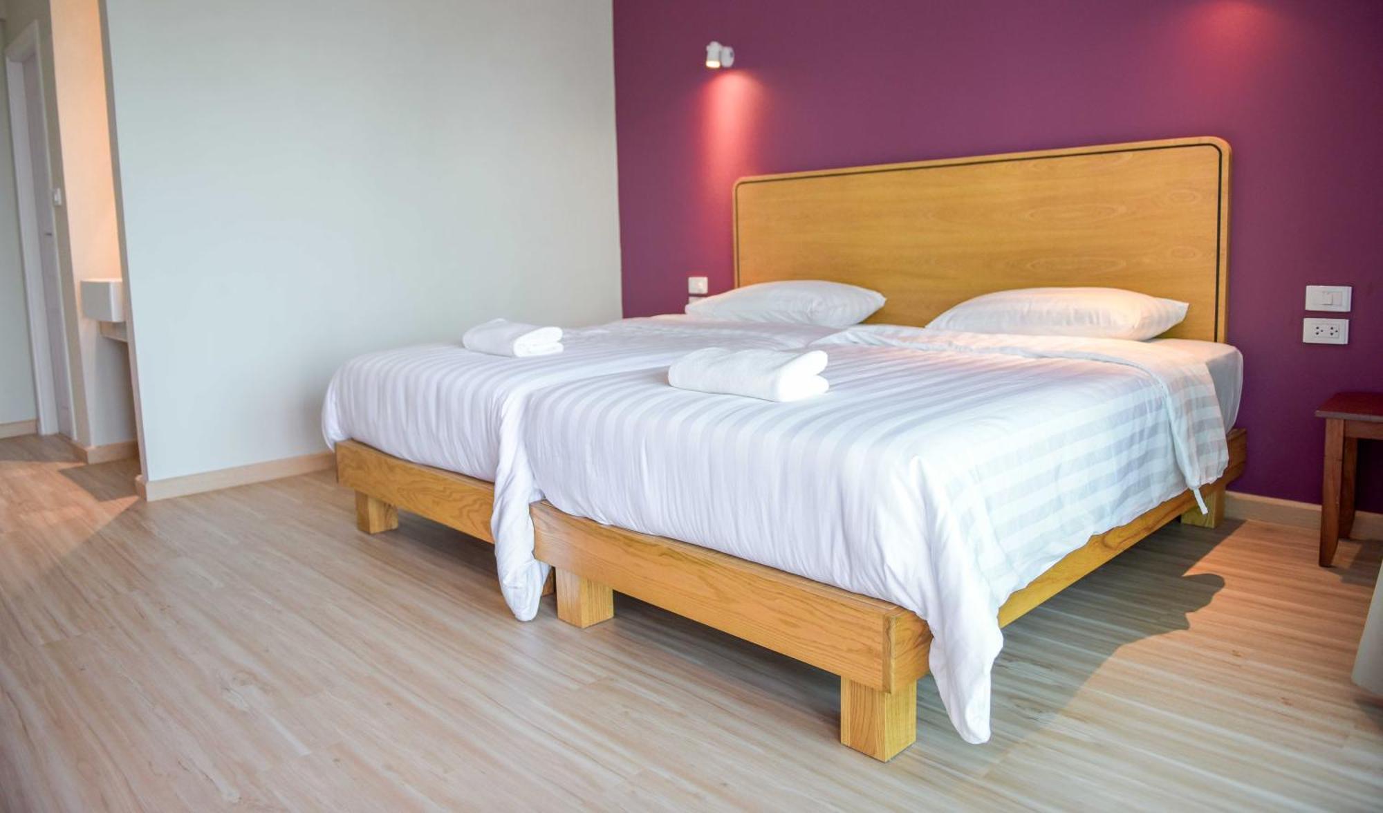 Seaman Resort Haad Chao Samran Extérieur photo